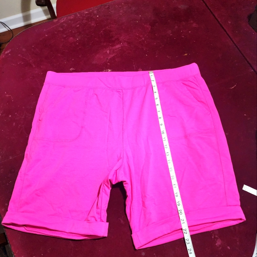 NWOT ... D & Co. Active Shorts